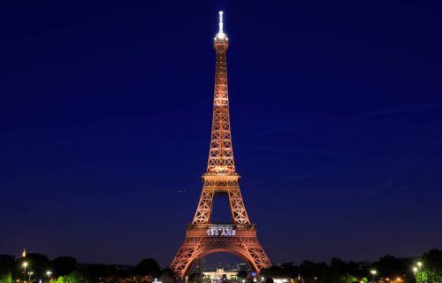 Número de visitantes da Torre Eiffel retorna aos níveis pré-pandemia