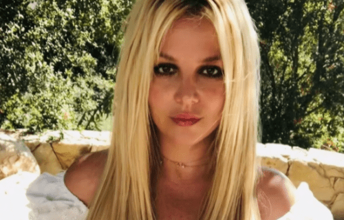 Após 13 anos de tutela, Britney Spears é liberada para cuidar das suas finanças