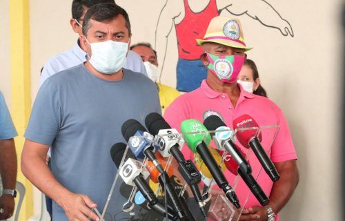 'Pra Sambar Tem que Vacinar': campanha incentiva a vacinação contra Covid-19