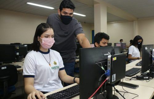 Aulas 100% presenciais no Amazonas retornam com o Novo Ensino Médio