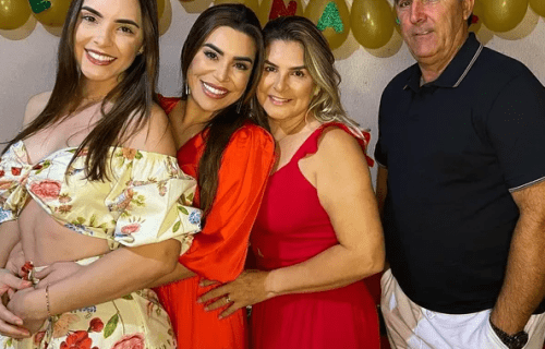 Naiara Azevedo tranquiliza fãs após família ser feita de refém em casa