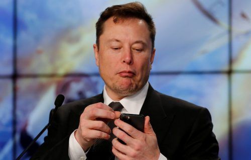 Elon Musk compra Twitter por US$44 bilhões