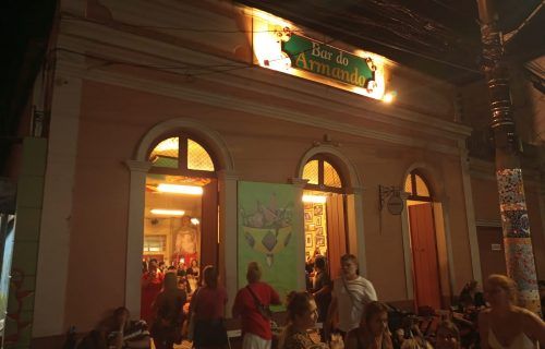 Bar do Armando é palco de lançamento de samba em sua homenagem
