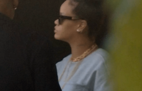 Rihanna é vista pela primeira vez após dar à luz primeiro filho