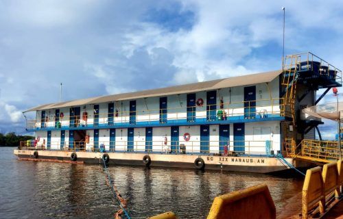 Wilson Lima inaugura hospital flutuante e investimentos no interior do Estado