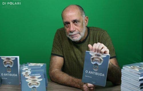 José Polari lança livro “O Antibuda”
