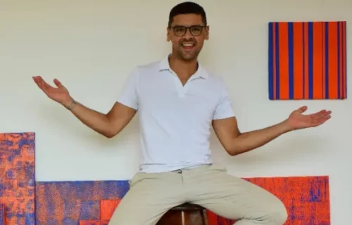 Lucas Antony expõe “36 passos ao infinito” na galeria de artes do ICBEU Manaus