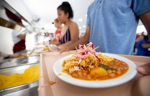 Prato Cheio e Auxílio: ações mudam a vida de famílias manauaras