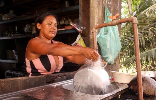 Programa facilita acesso à água tratada em comunidades ribeirinhas no Amazonas