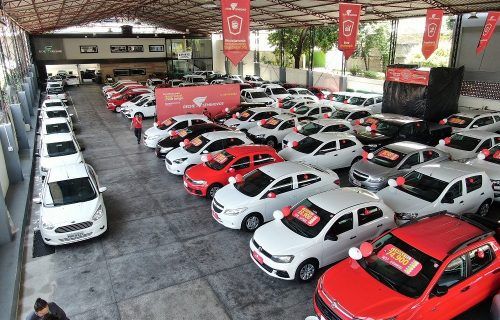 Venda de carros seminovos e usados segue em crescimento no Brasil