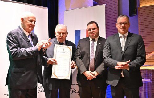 Bernardo Cabral é homenageado pela Aleam