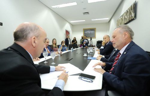 Escola de Contas do TCE-AM irá oferecer cursos de pós-graduação em Relações Institucionais e Compliance