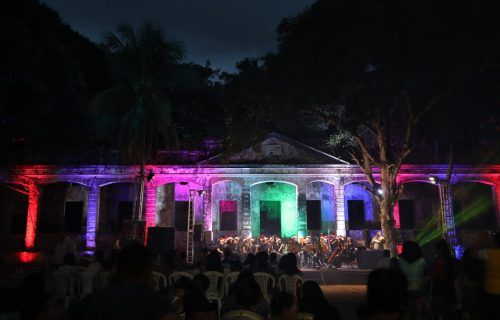 ‘Natal nos Municípios’ finaliza temporada nas ruínas da Vila de Paricatuba