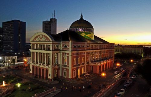SEC lança edital para uso gratuito do Teatro Amazonas