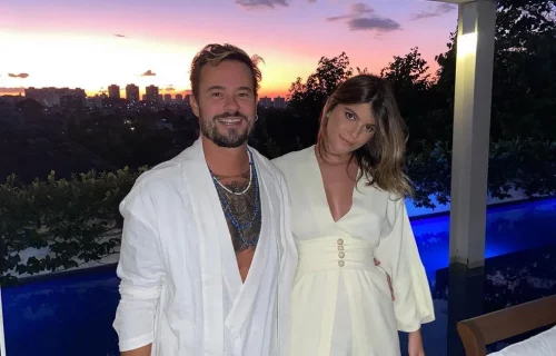 Paulinho Vilhena e Maria Luiza revelam sexo e nome do bebê