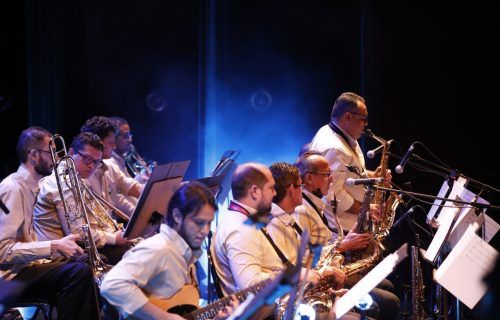 Amazonas Band dedica noite aos ritmos brasileiros no Teatro Amazonas