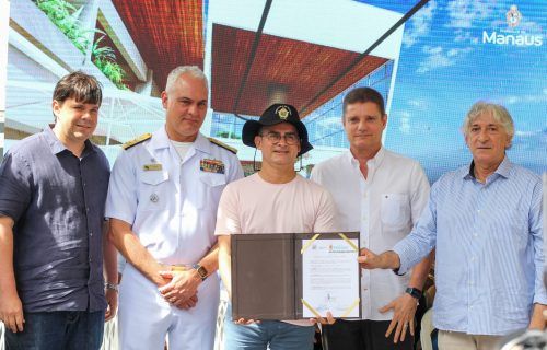 David Almeida assina ordem de serviço para o início de obras do projeto “Nosso Centro”