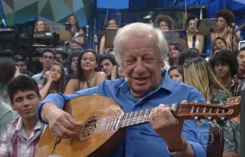 Humorista Juca Chaves morre aos 84 anos