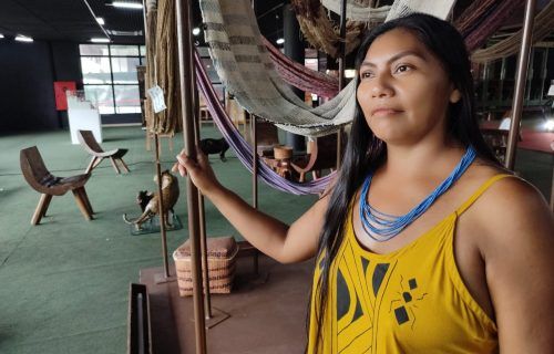 Desfile de moda indígena destaca arte originária