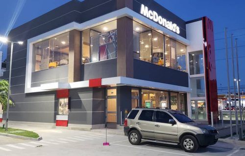 McDonald's oferece vagas de emprego para pessoas com deficiência em Manaus