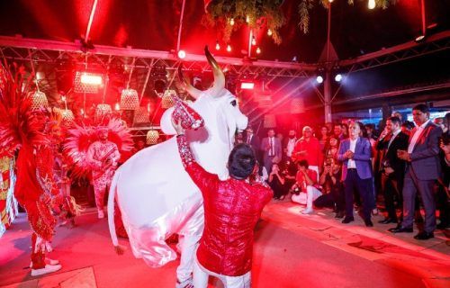 Parintinenses levam a arte e o folclore para o lançamento do 56º Festival Folclórico de Parintins, em Brasília