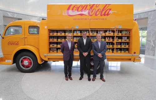 Wilson Lima convida Coca-Cola a renovar parceria com o Amazonas