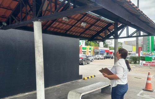 30 paradas de ônibus ganham nova iluminação