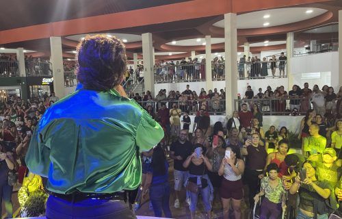 Após ‘Noite do Bolero’, Casa de Praia recebe Elymar Santos