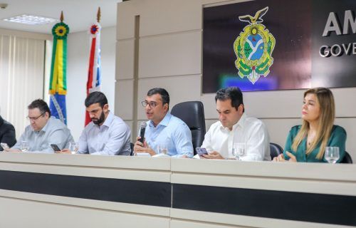 Governo do Amazonas reajusta salário dos profissionais da educação