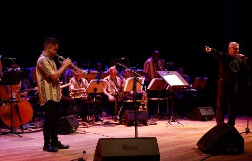 Festival de Jazz realiza shows gratuitos e destaca artistas regionais no Teatro Amazonas