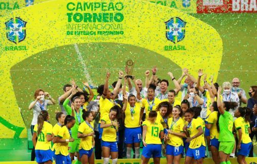 Governo do Amazonas altera horário de expediente em dias de jogos do Brasil na Copa do Mundo