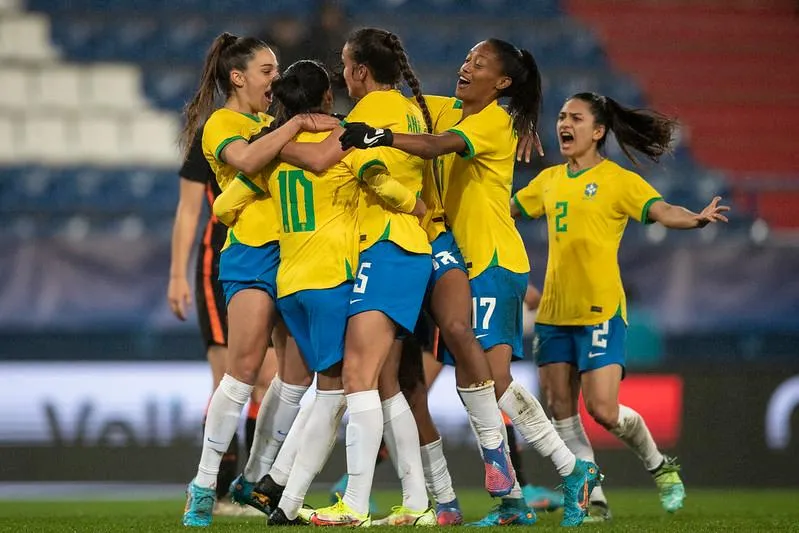 Copa do Mundo Feminina: Prefeitura altera horário de expediente em dias de  jogos da seleção brasileira – Prefeitura Municipal de Colombo, jogos  femininos copa brasil 