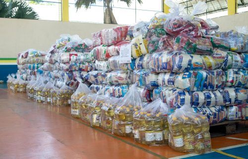Seas faz entrega de alimentos para instituições de Parintins
