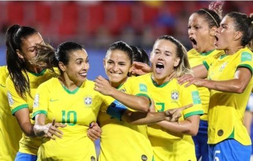 Sem ponto facultativo durante jogos da Seleção