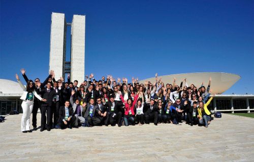 Últimos dias para matrícula no Parlamento Jovem Brasileiro