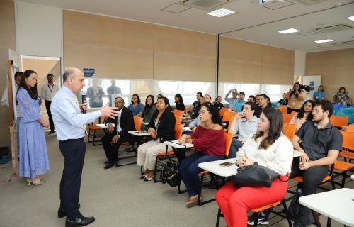 Residentes jurídicos e contábeis aprovados em processo seletivo iniciam atividades no TCE-AM