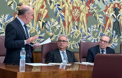 Presidente do TCE-AM palestra em Lisboa