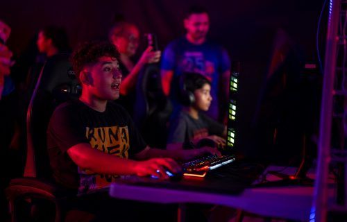 Info Store traz campeonato de game para a comemoração de seus 25 anos