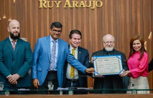 Maestro Luiz Fernando Malheiro recebe o título de Cidadão Amazonense