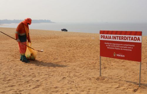 Praia da Pronta Negra Interditada