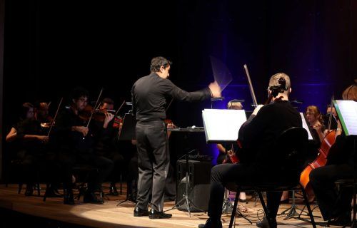Teatro Amazonas recebe concerto "Sinfonia 13 - Babi Yar"