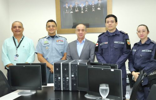 TCE-AM realiza doação de 29 equipamentos para a PMAM