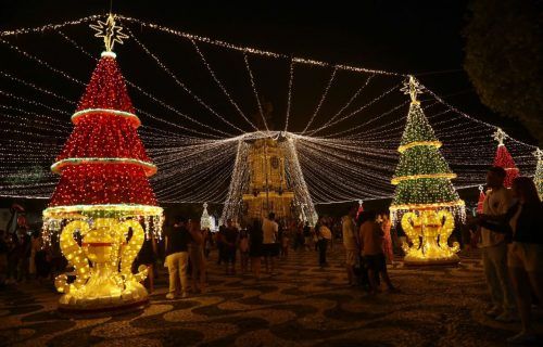 Árvore de Natal do Largo de São Sebastião será iluminada nesta sexta-feira