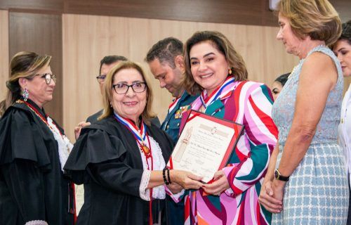 Maria do Carmo recebe Medalha do Mérito Judiciário