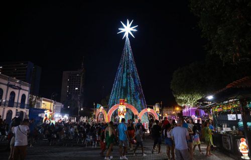 Largo de São Sebastião recebe diversas atrações no encerramento da programação de Natal e Ano Novo