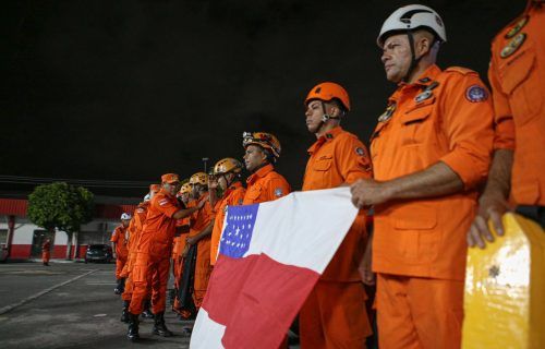 bombeiros-do-amazonas-partem-para-acao-de-ajuda-humanitaria-ao-rio-grande-do-sul-2_foto-lucas-silva_amazonastur