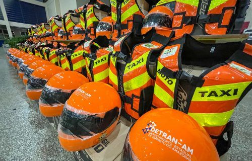 entrega-de-kit-de-colete-e-capacete_cred_antonio-lima-secom-2