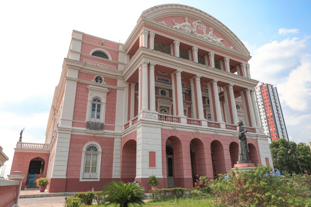 cultura_teatro_amazonas_fachada_divulgacao