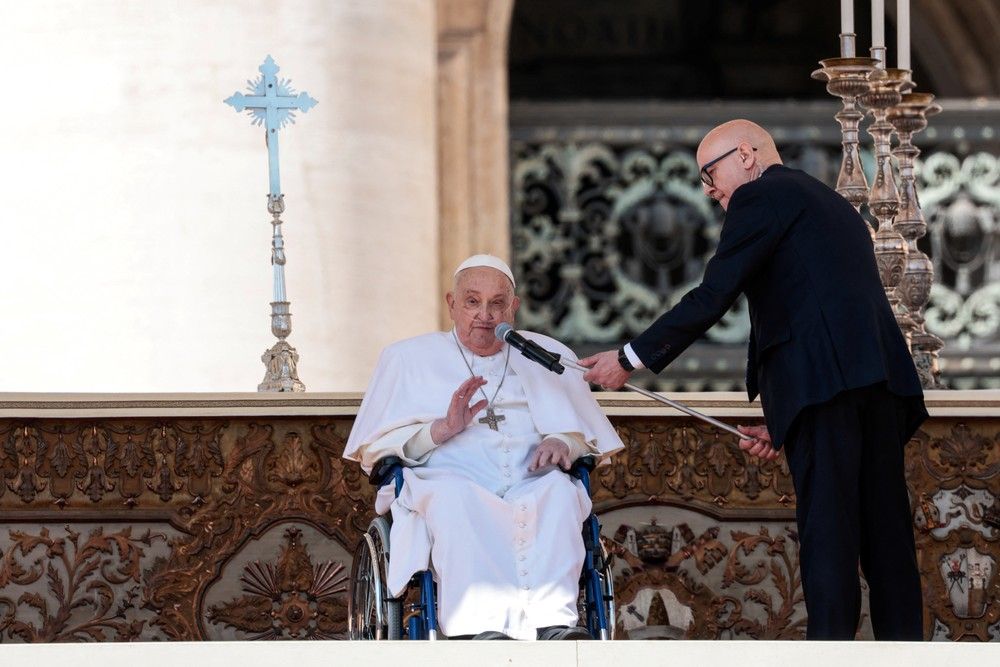 2025-04-06t100639z-1867470554-rc2asdaarmen-rtrmadp-3-pope-francis-health