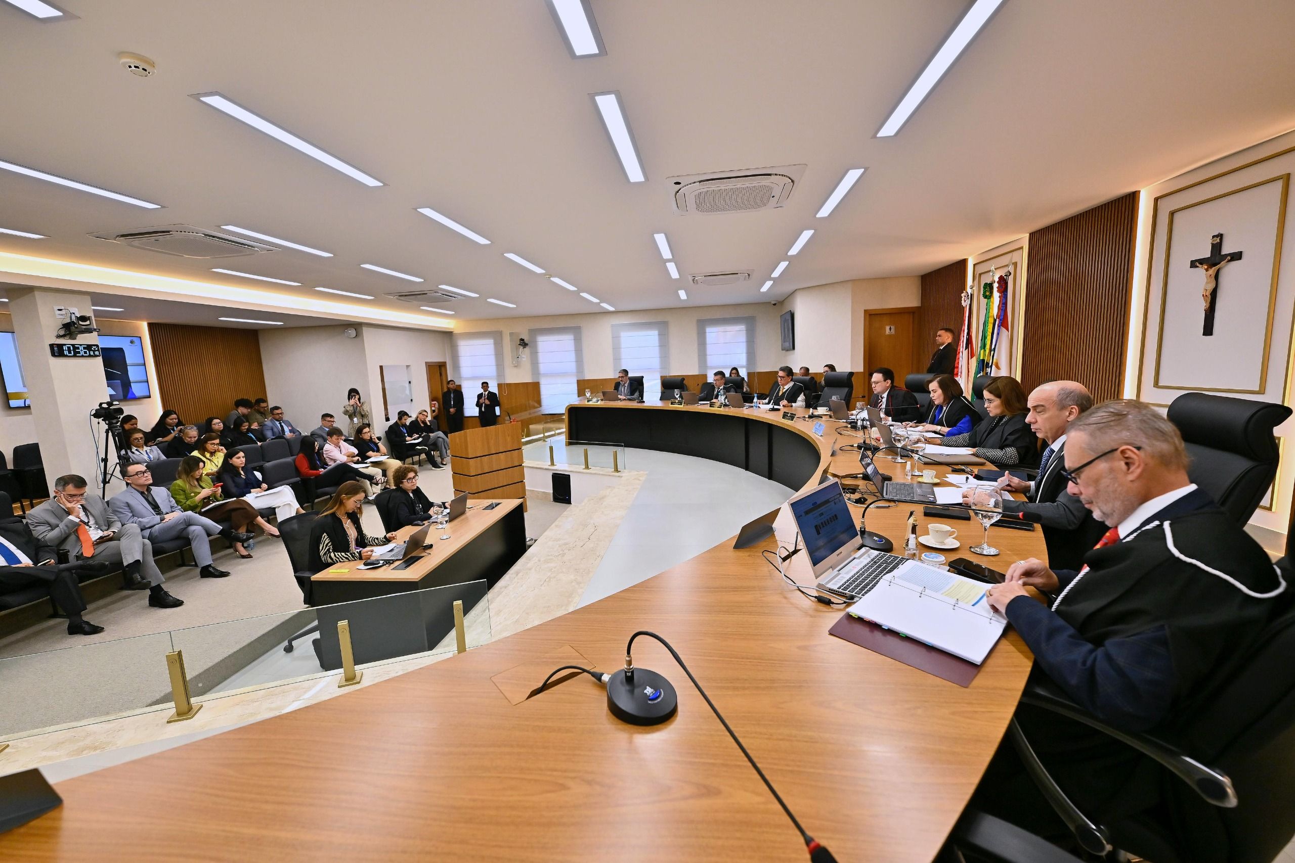 tce-am-determina-que-ex-gestor-da-emtu-de-presidente-figueiredo-devolva-r-1456-mil-aos-cofres-publicos